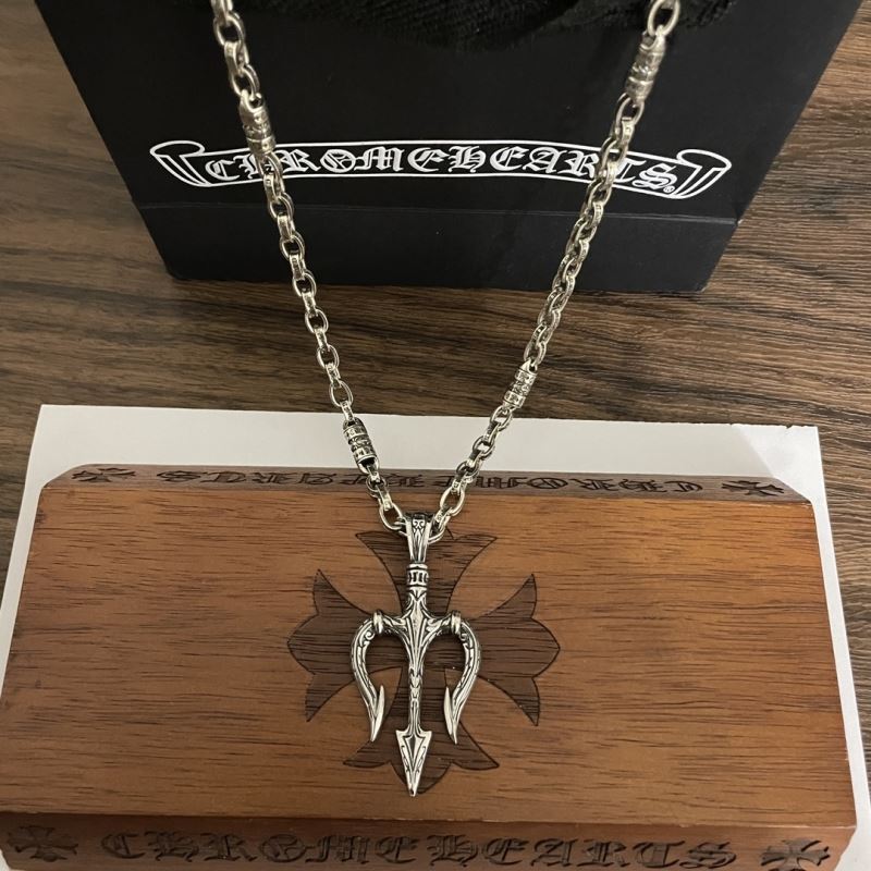Ch**me He**ts necklaces